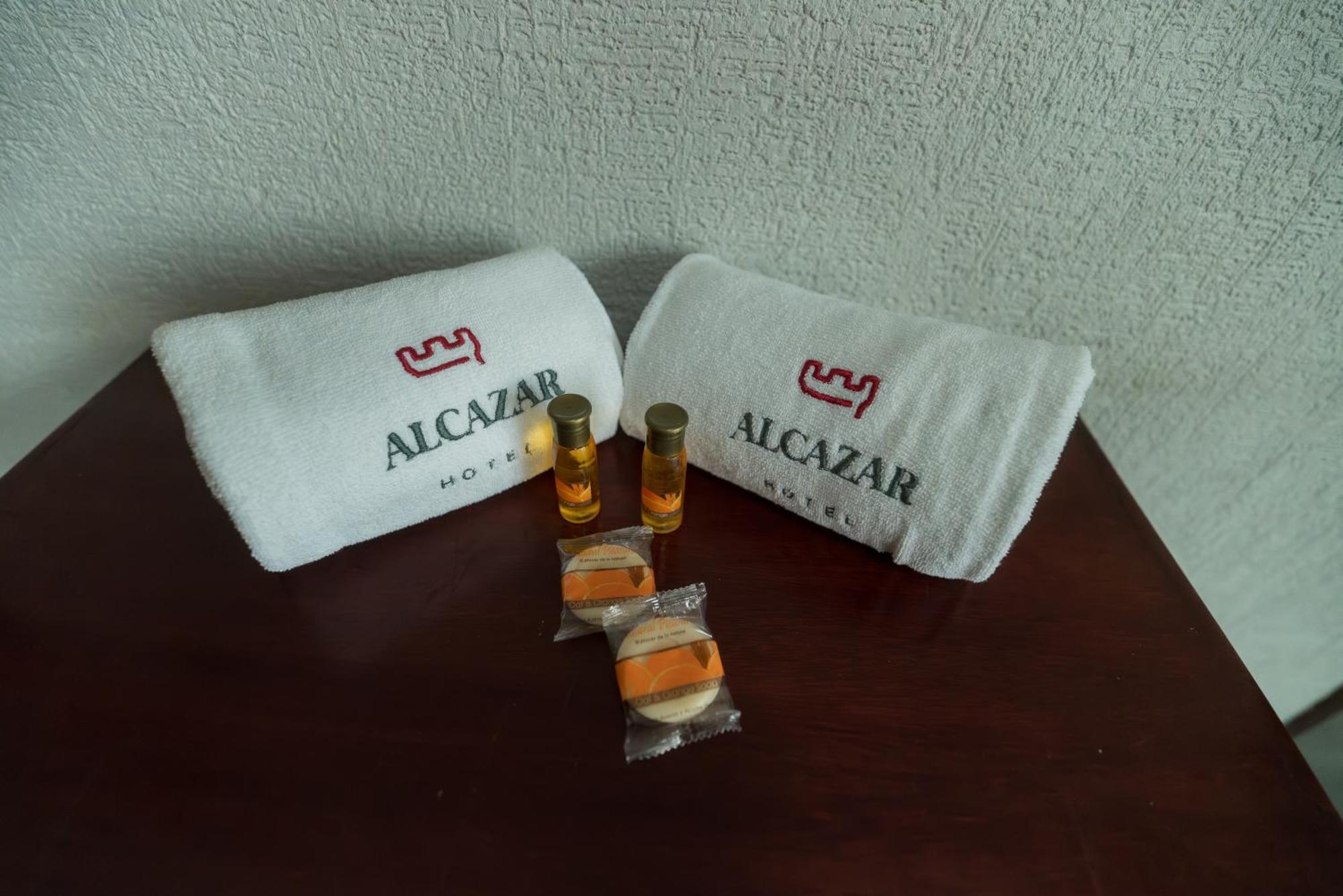 Hotel Alcazar - Guadalajara Centro Historico Eksteriør billede